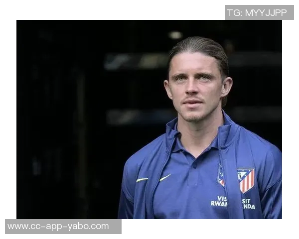 曼联计划引进两名中场球员但非戈麦斯和加拉格尔为首选目标 曼联计划引进两名中场球员但非戈麦斯和加拉格尔为首选目标