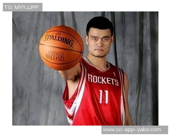 姚明与街球王阿尔斯通重聚合影引发球迷回忆与热议